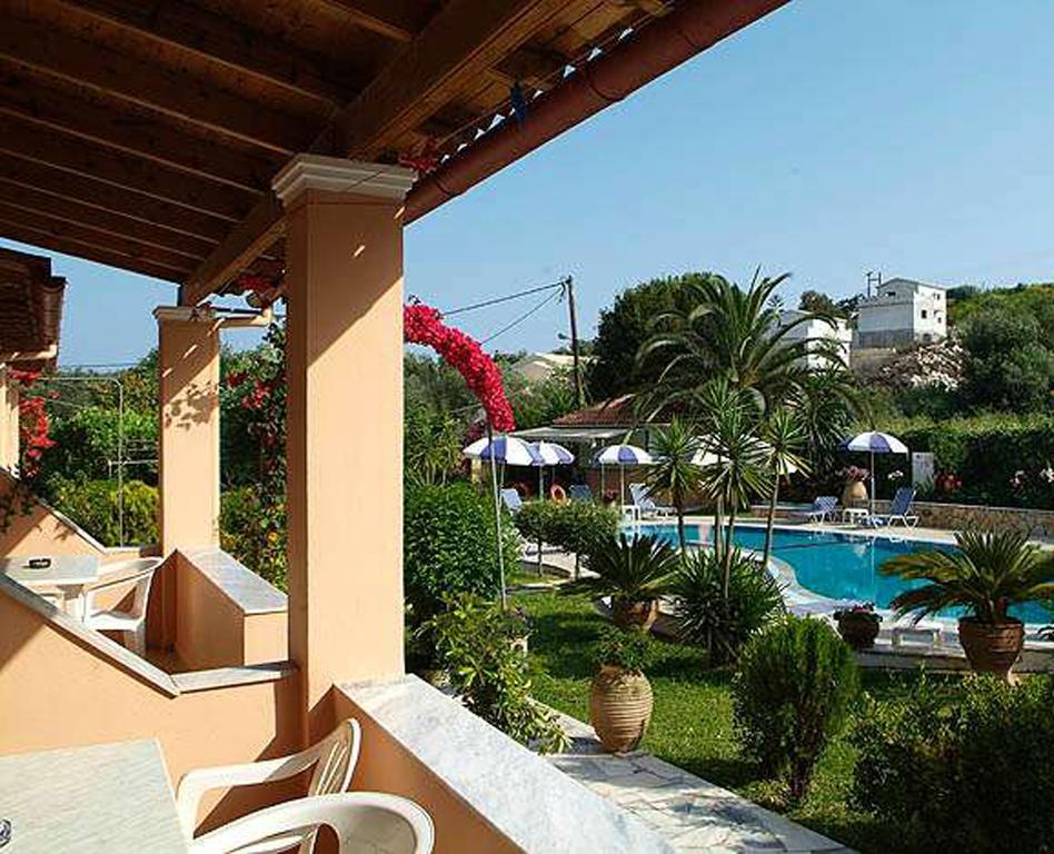 Mary Helen Apartments Kassiopi Exterior photo
